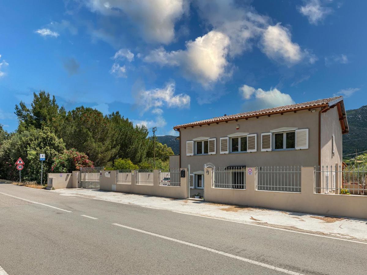 Villa Chiara Solanas Solanas  Zewnętrze zdjęcie