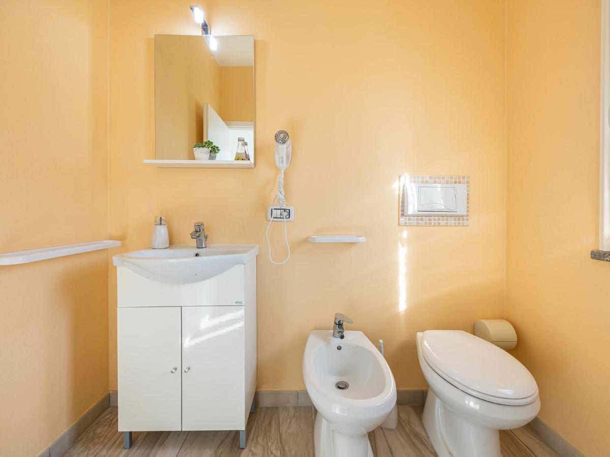 Villa Chiara Solanas Solanas  Zewnętrze zdjęcie
