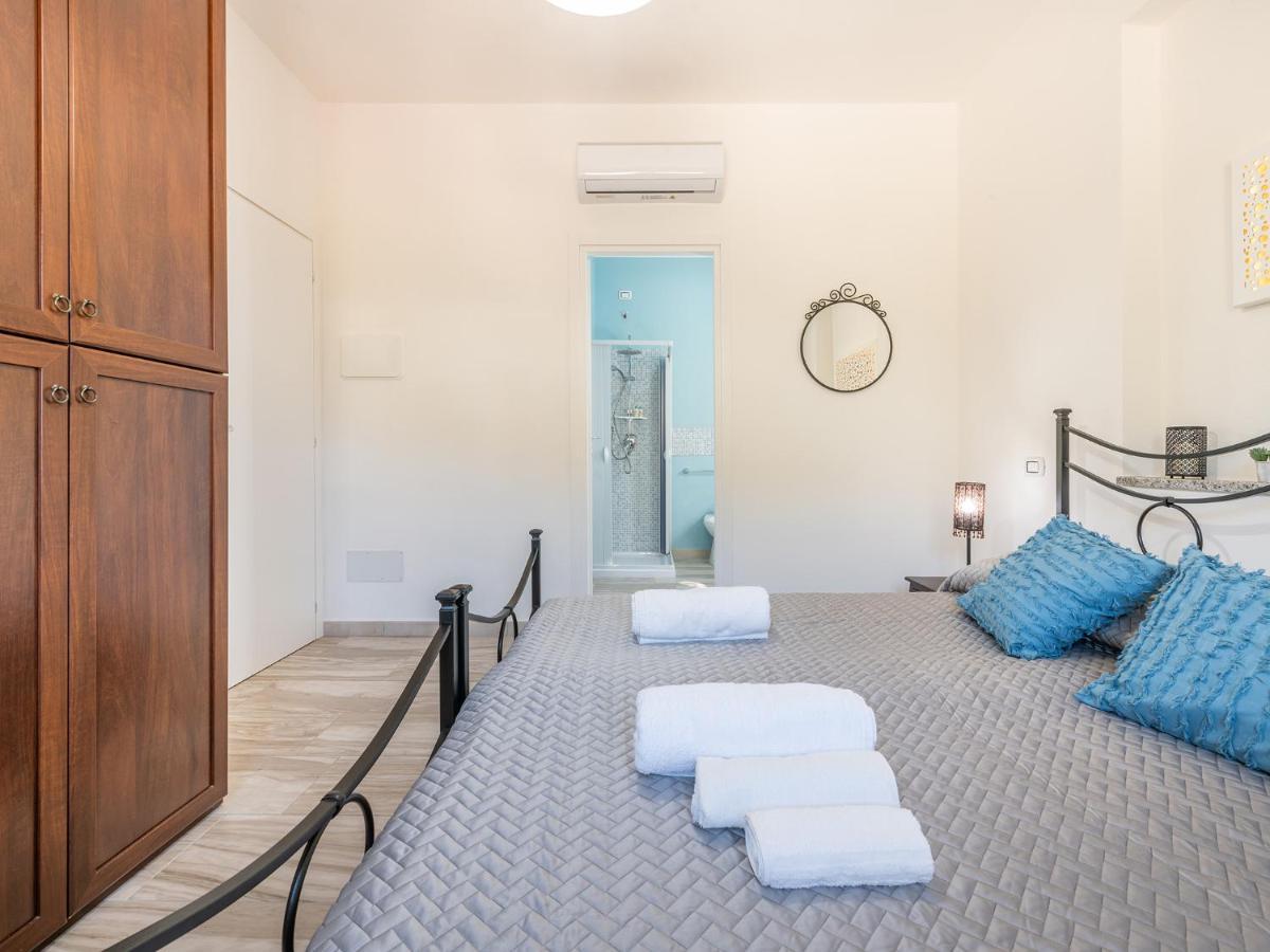 Villa Chiara Solanas Solanas  Zewnętrze zdjęcie