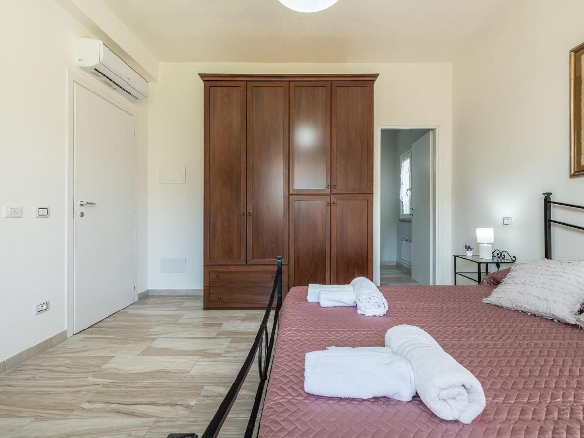 Villa Chiara Solanas Solanas  Zewnętrze zdjęcie