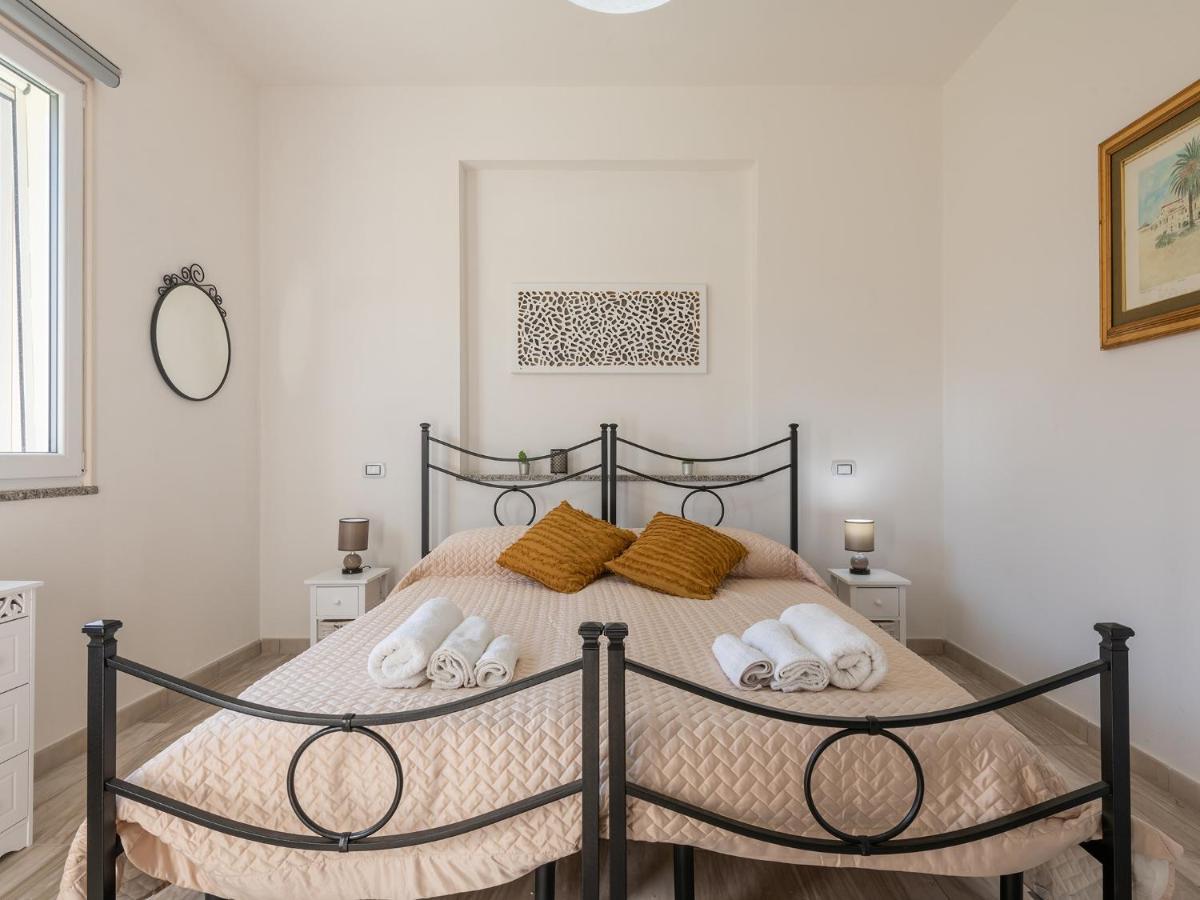 Villa Chiara Solanas Solanas  Zewnętrze zdjęcie